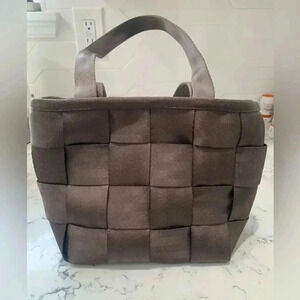 Harvey’s Brown bag